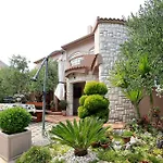 Melita Apartman *