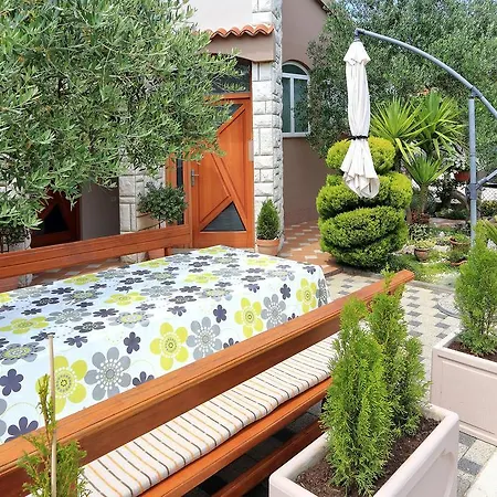 Apartment Melita Bibinje