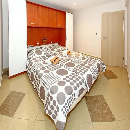 Apartment Melita *